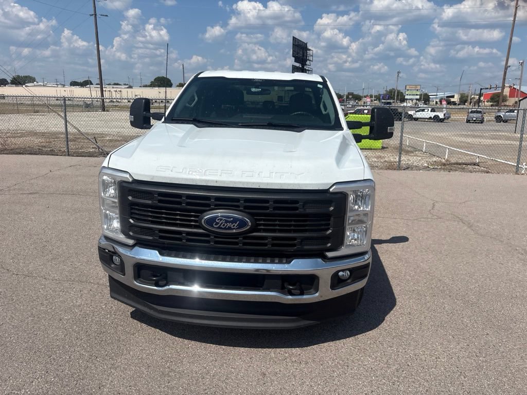 Used 2025 Ford F350 XL w/ XL Driver Assist Package AWD/4WD image 4
