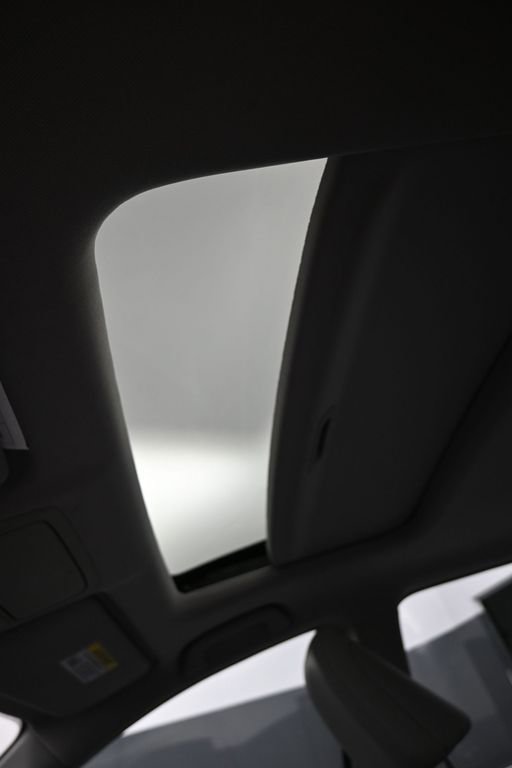 Certified 2017 Honda Accord EX-L image 18