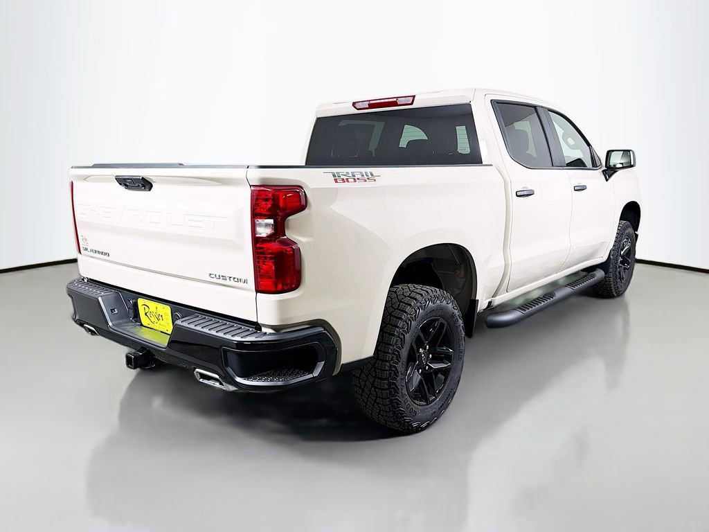 New 2026 Chevrolet Silverado 1500 Custom Trail Boss AWD/4WD image 5