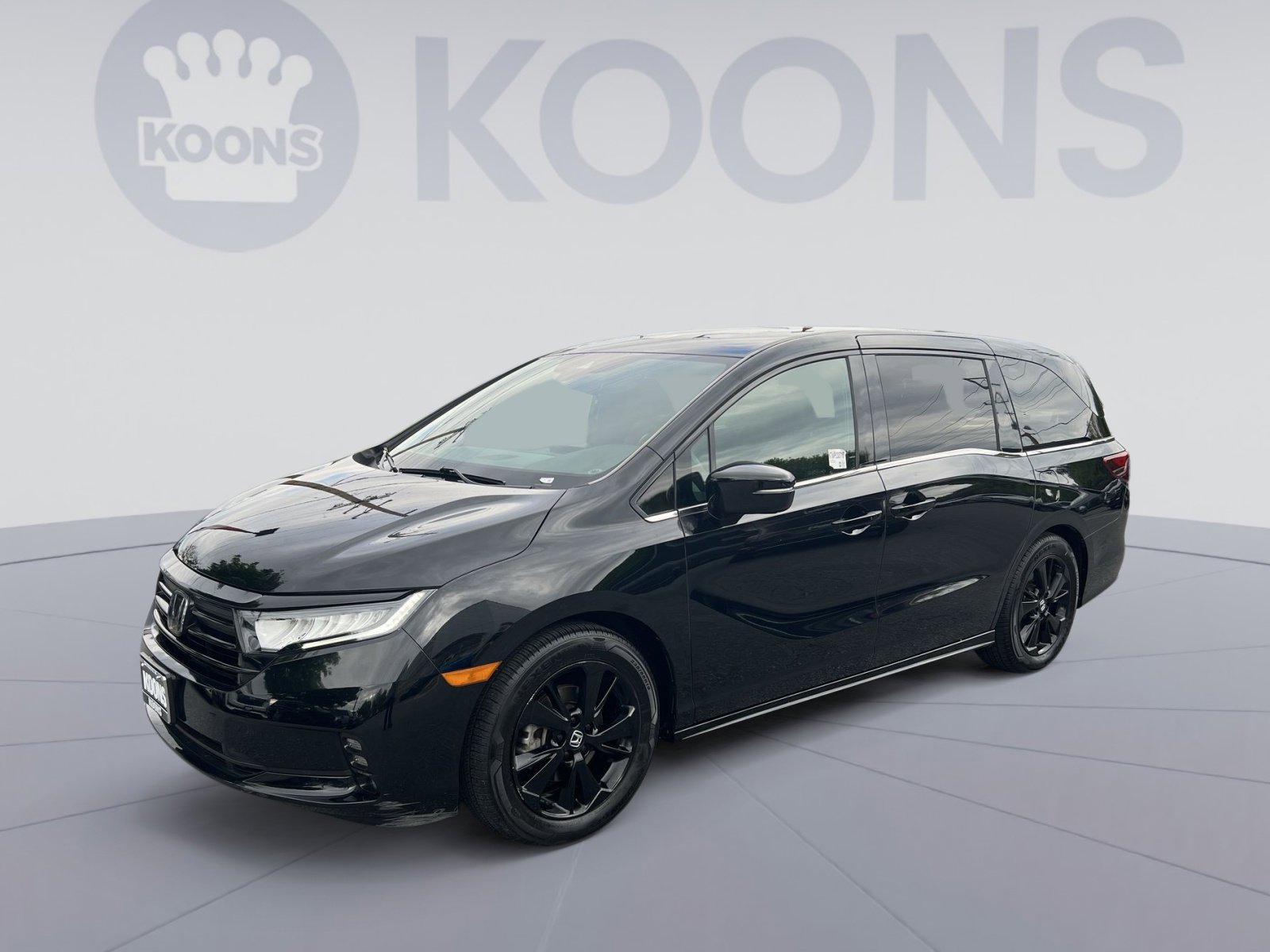 Used 2023 Honda Odyssey Sport image 1