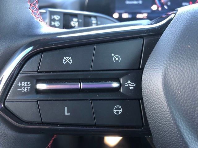 Used 2024 Chevrolet Traverse RS image 48