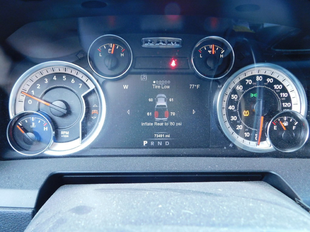 Used 2018 RAM 2500 Big Horn w/ Sport Appearance Group AWD/4WD image 7