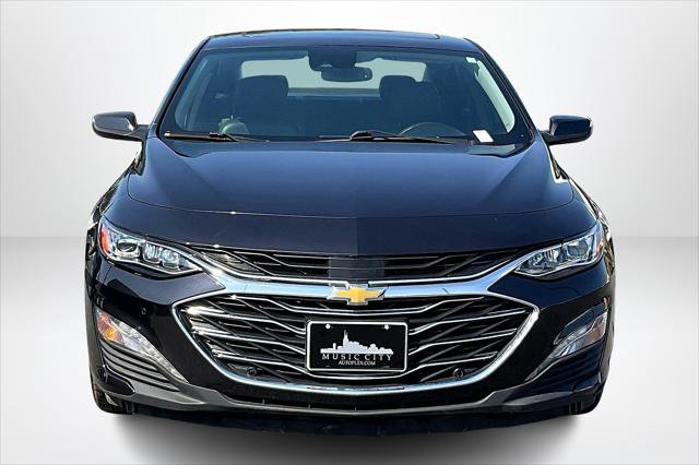 Used 2022 Chevrolet Malibu Premier image 2