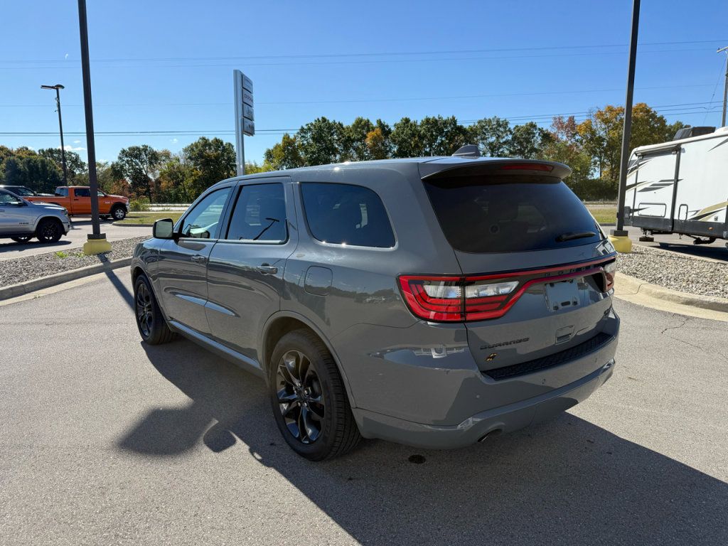 Used 2022 Dodge Durango R/T w/ Quick Order Package 22F image 5