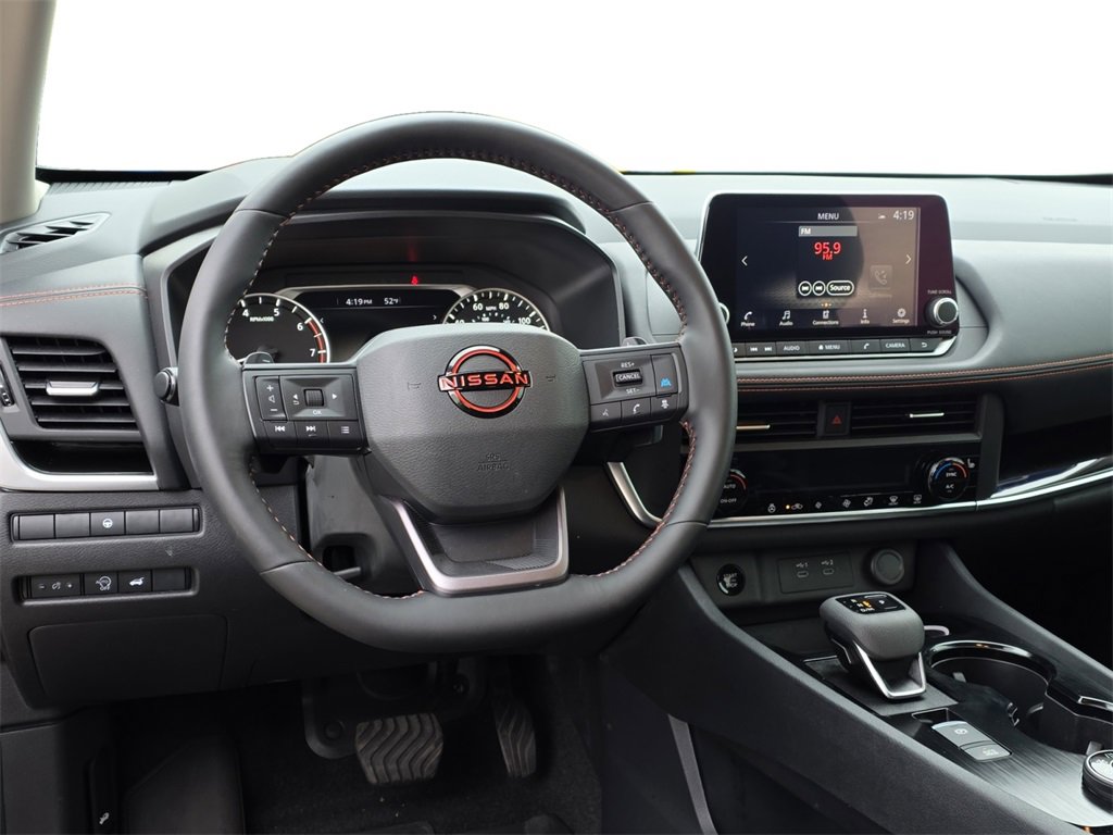 Used 2025 Nissan Rogue SV w/ Rock Creek Premium Package image 17