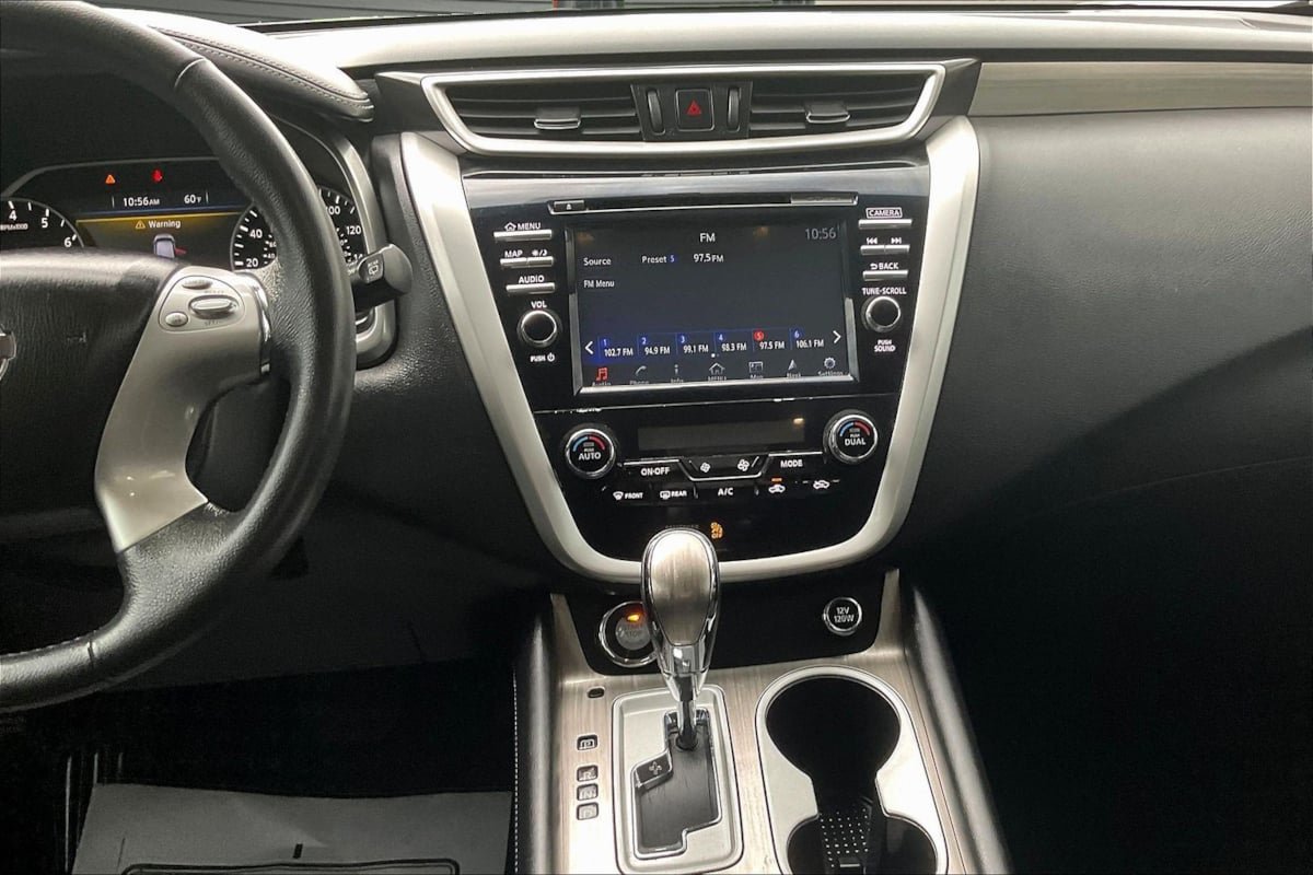 Used 2016 Nissan Murano SV AWD/4WD image 9