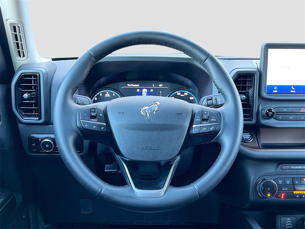 Used 2024 Ford Bronco Sport Outer Banks image 11