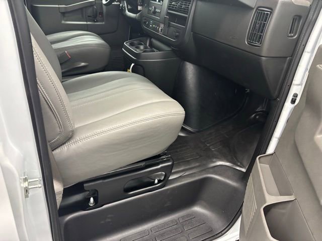 New 2026 Chevrolet Express 2500 w/ Driver Convenience Package RWD image 28