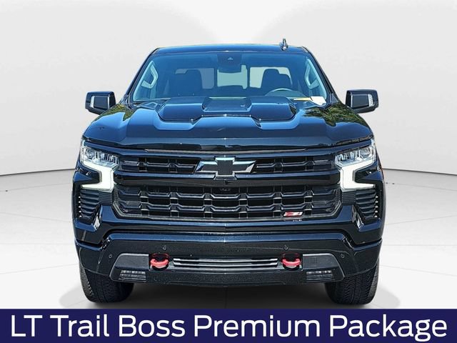 Used 2024 Chevrolet Silverado 1500 LT Trail Boss w/ LT Trail Boss Premium Package AWD/4WD image 10