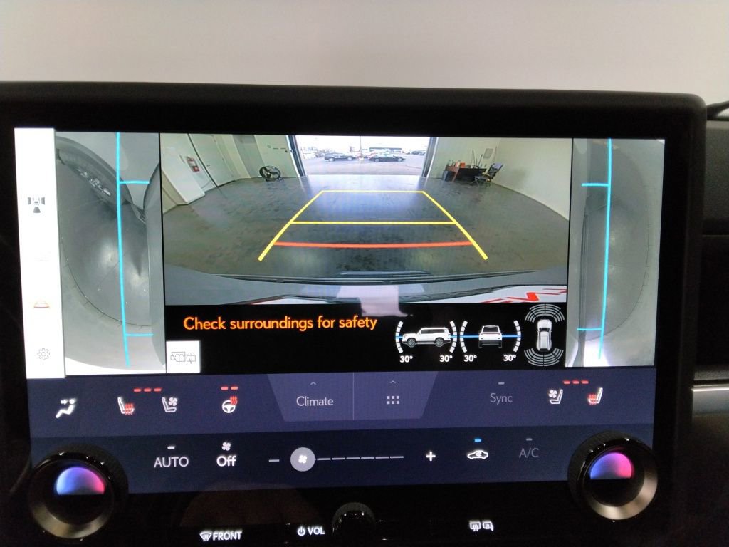 Used 2024 Lexus GX 550 image 25
