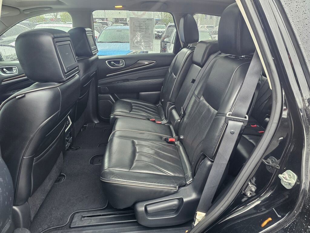 Used 2015 INFINITI QX60 AWD w/ Deluxe Touring Package image 24