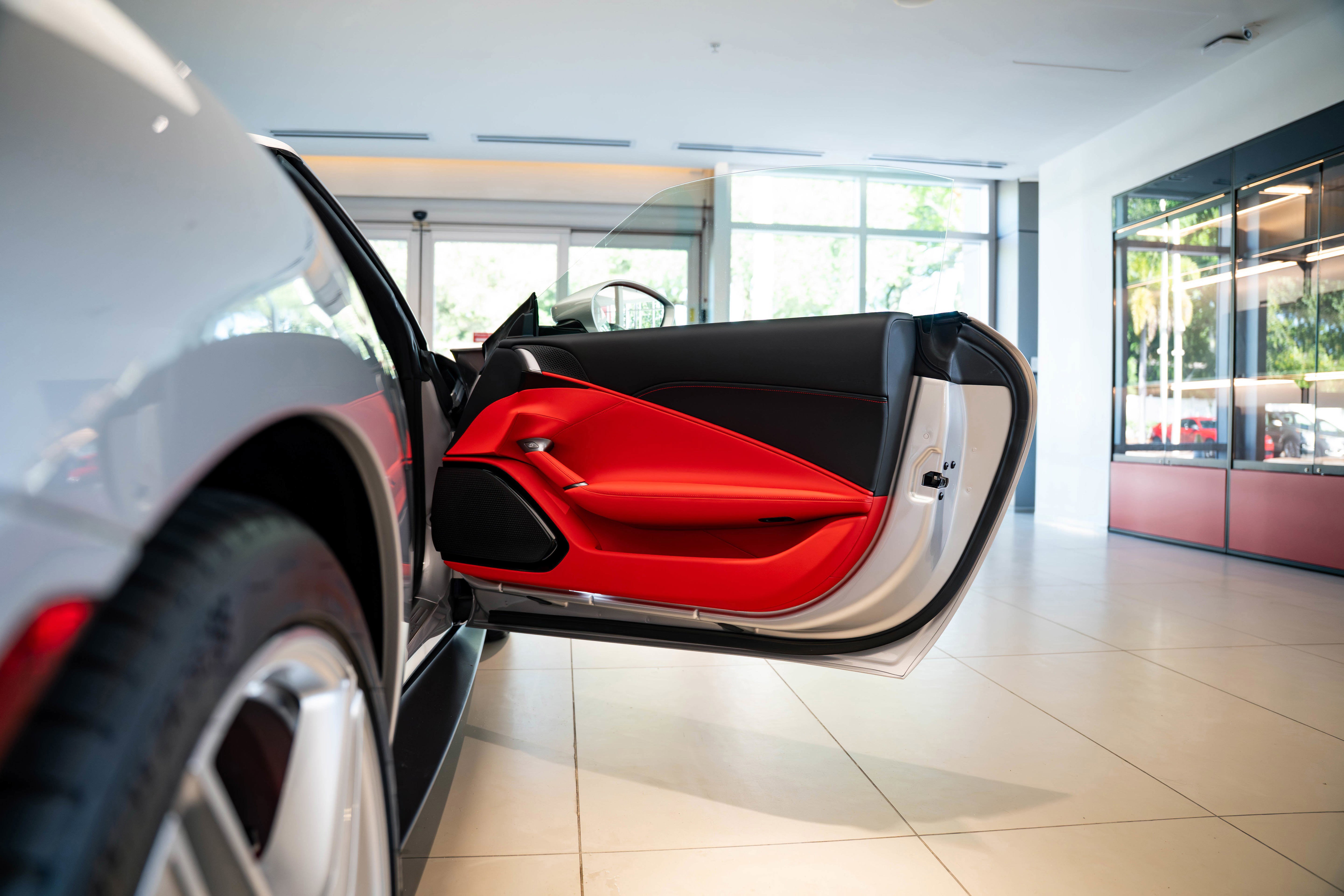 Used 2024 Ferrari Roma Spider image 22