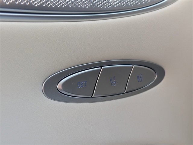 Used 2026 Genesis GV70 2.5T Select image 27