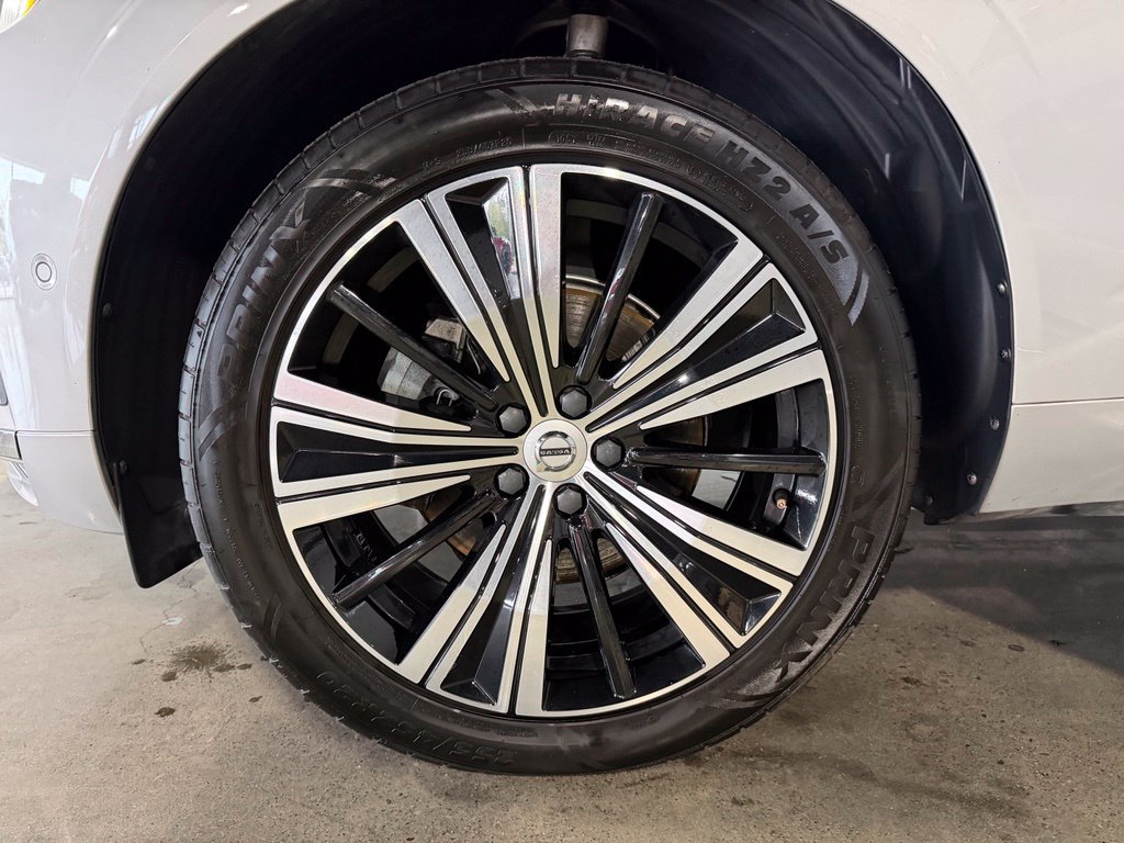 Used 2023 Volvo XC60 B5 Plus w/ Climate Package AWD/4WD image 28