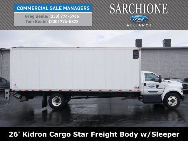 Used 2022 Ford F750 2WD Regular Cab Super Duty image 1