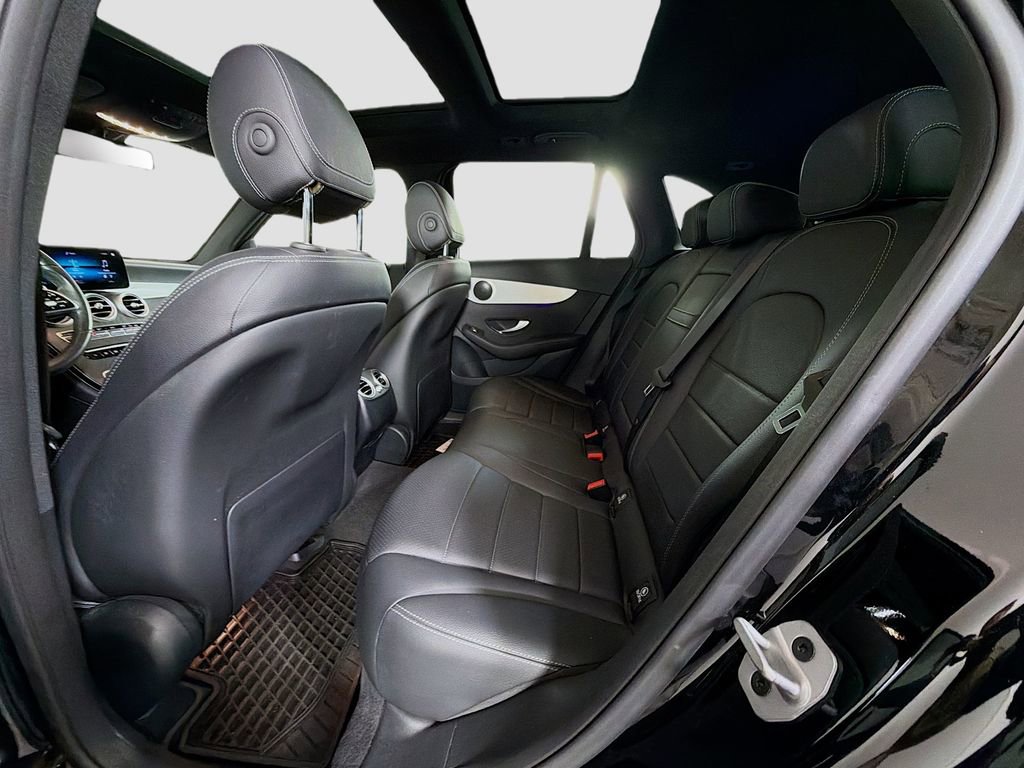 Certified 2022 Mercedes-Benz GLC 300 image 23