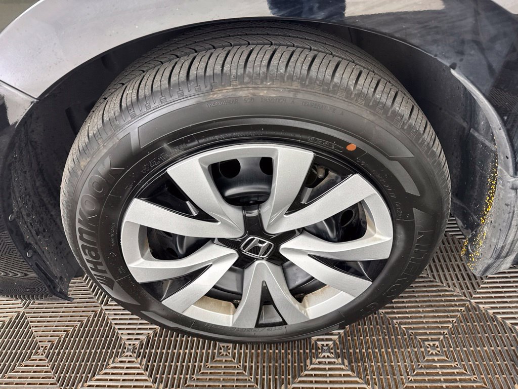 Certified 2025 Honda Civic LX image 29
