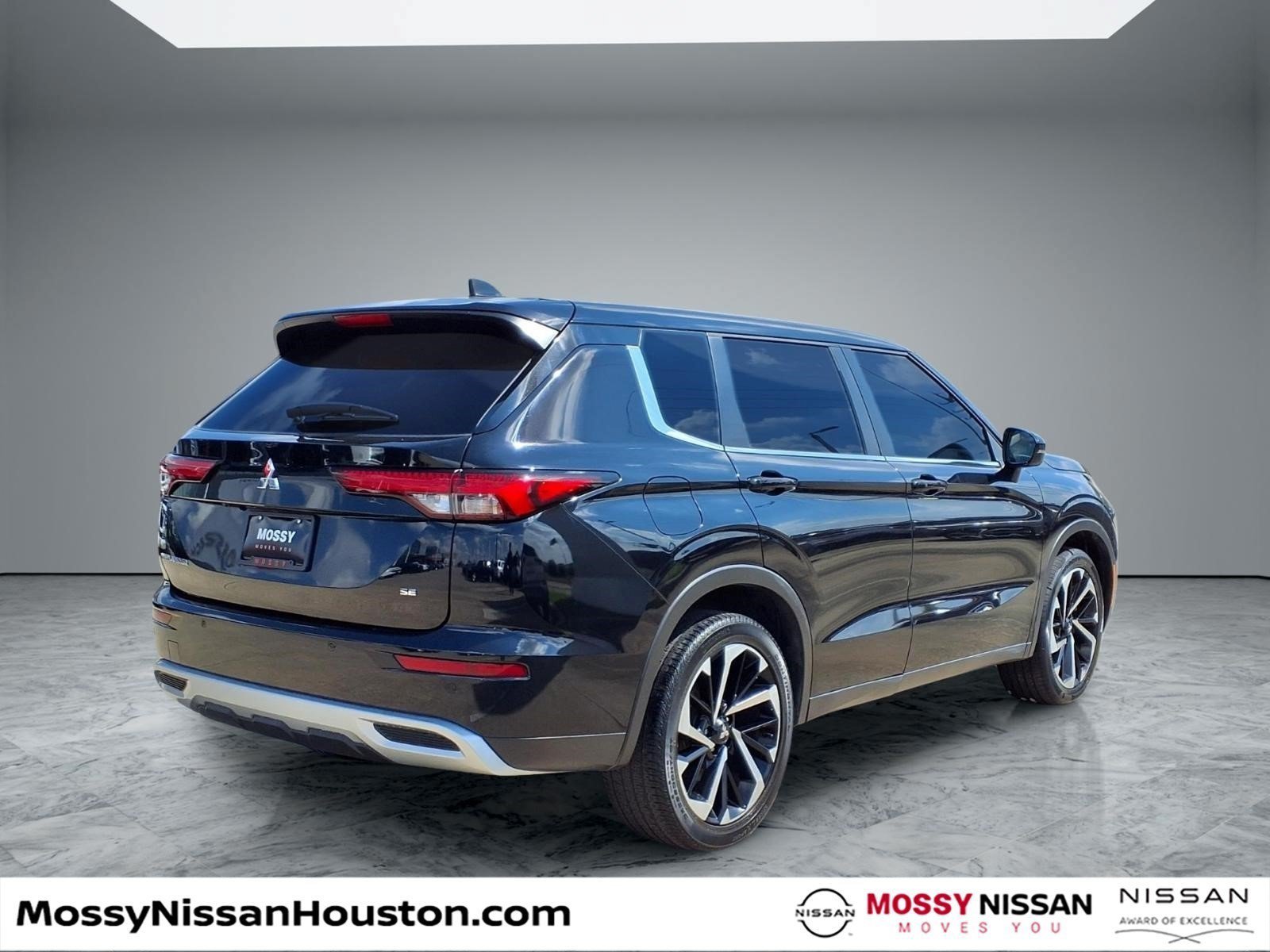 Used 2024 Mitsubishi Outlander SE FWD image 7