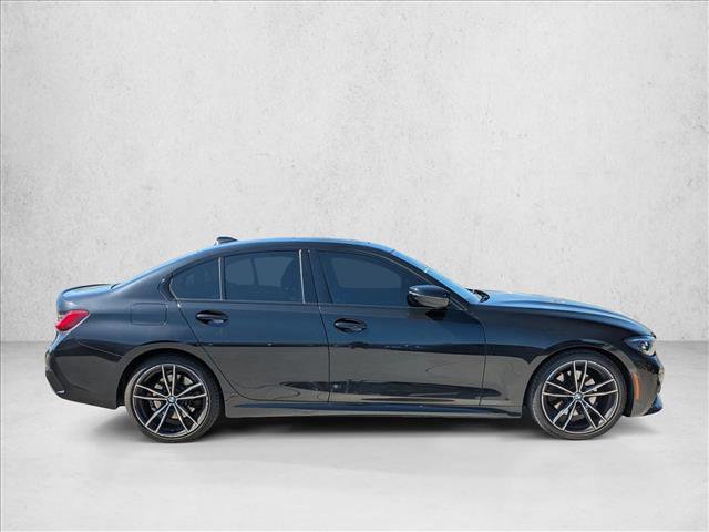 Used 2022 BMW 330i xDrive Sedan w/ M Sport Package AWD/4WD image 4