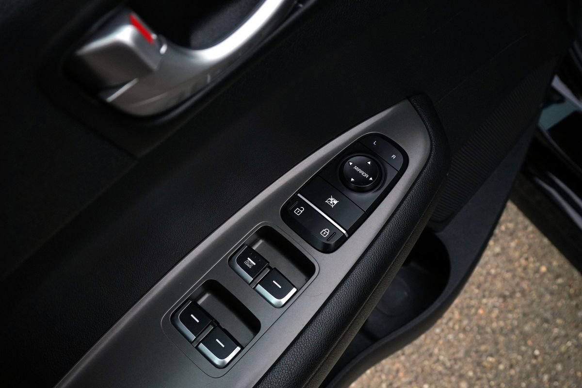 Used 2019 Kia Optima LX w/ LX 17" Wheel Package image 12