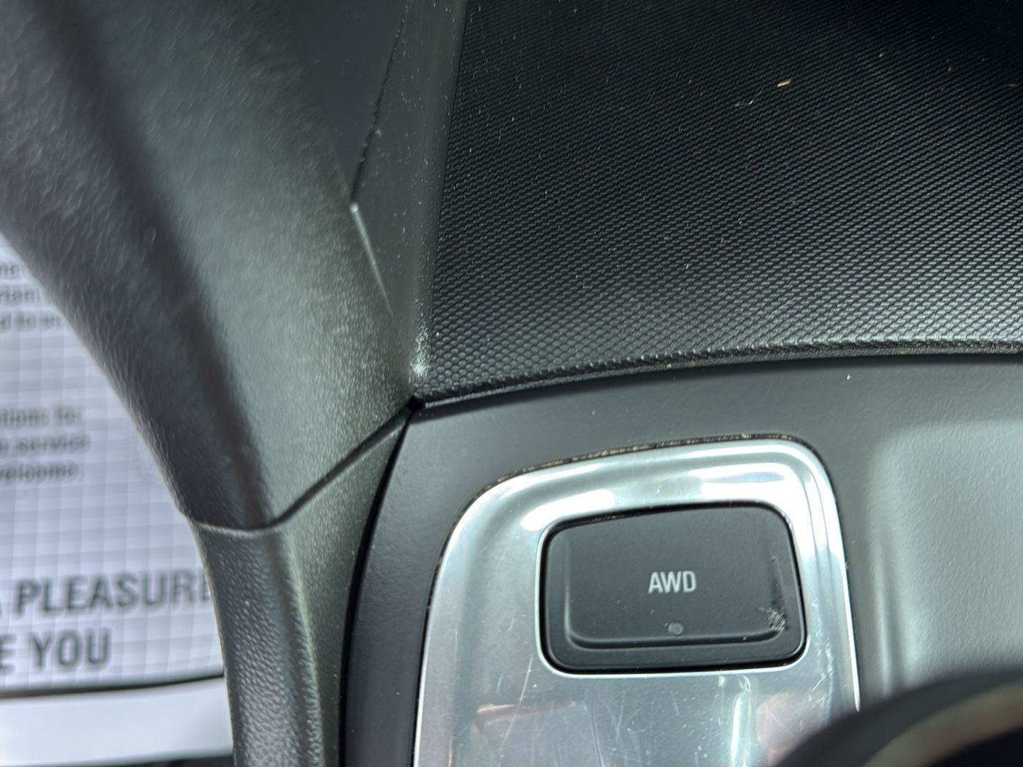 Used 2020 Chevrolet Equinox LT AWD/4WD image 23