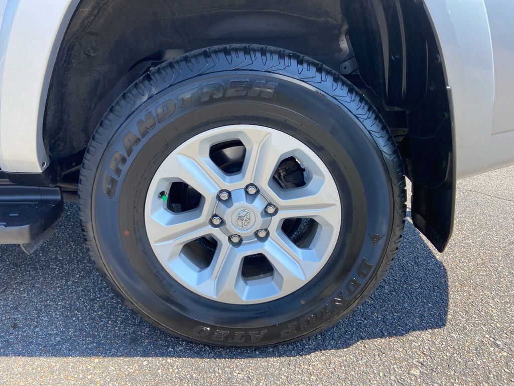 Used 2024 Toyota 4Runner SR5 image 45