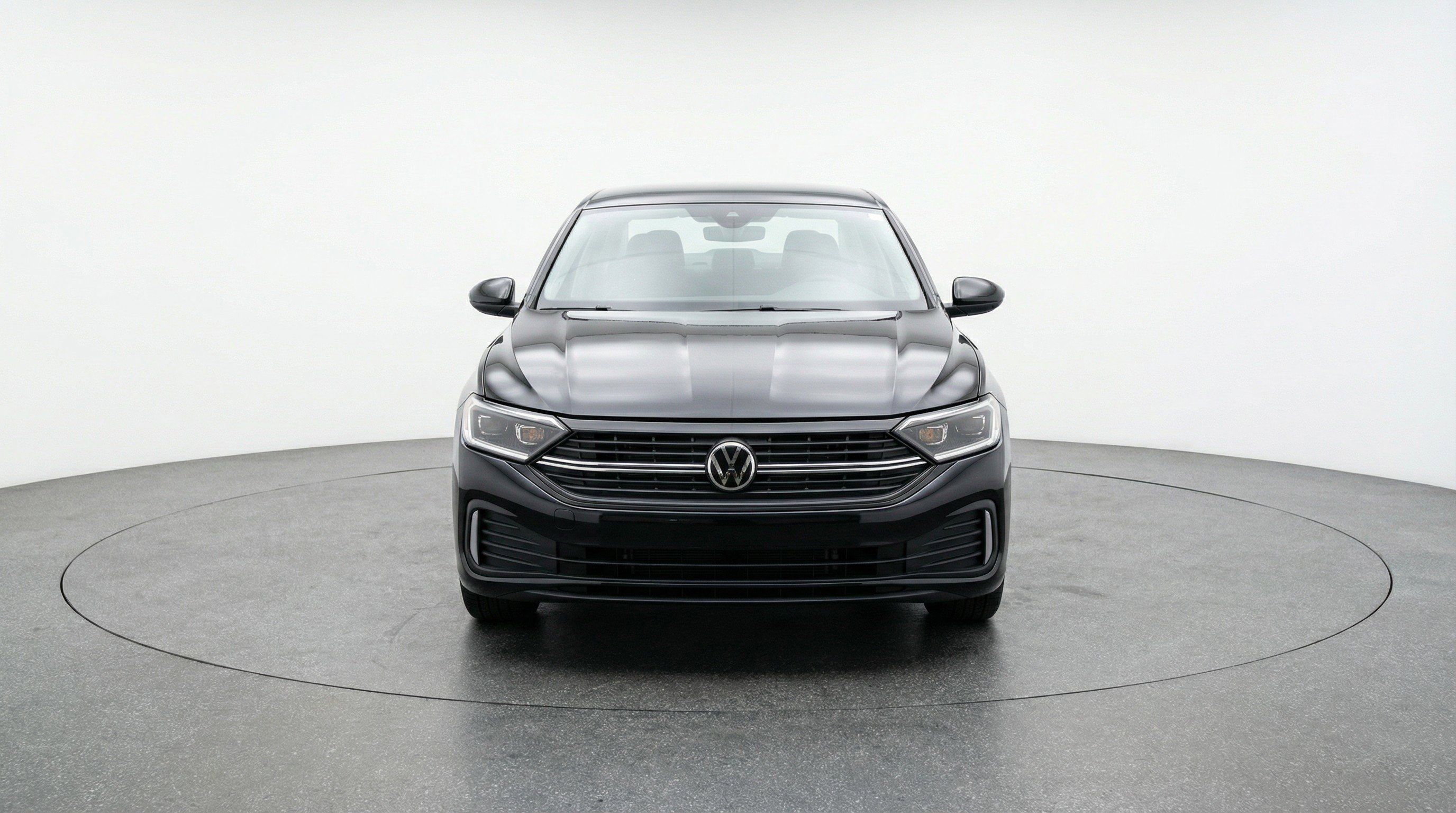 Used 2025 Volkswagen Jetta SE image 2