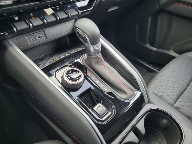 Used 2023 Chevrolet Colorado Z71 w/ Z71 Convenience Package 2 AWD/4WD image 29