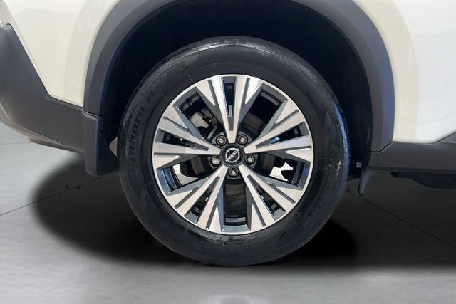 Used 2023 Nissan Rogue SV w/ SV Premium B Package AWD/4WD image 24