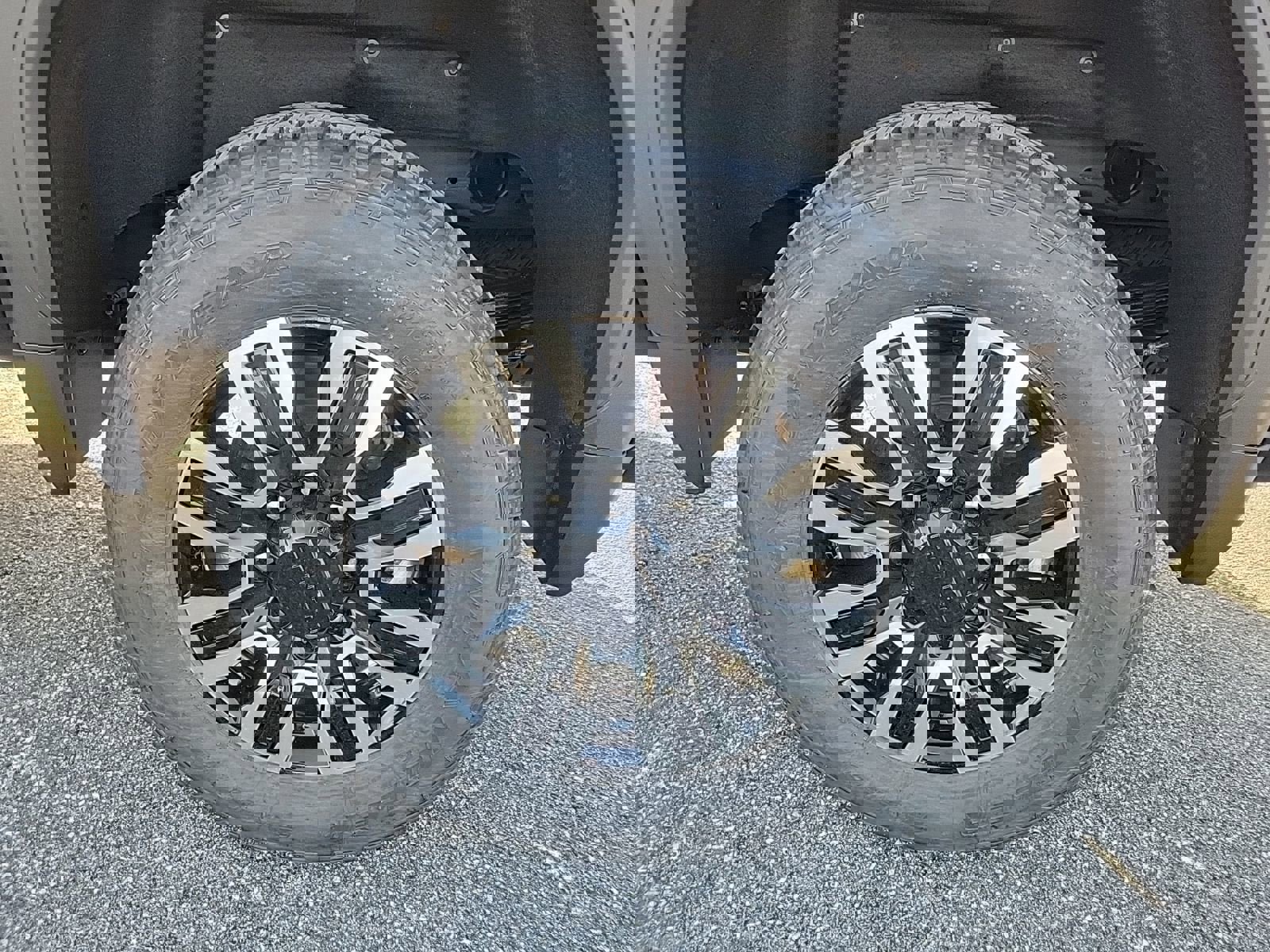 New 2026 GMC Sierra 2500 Denali Ultimate image 8