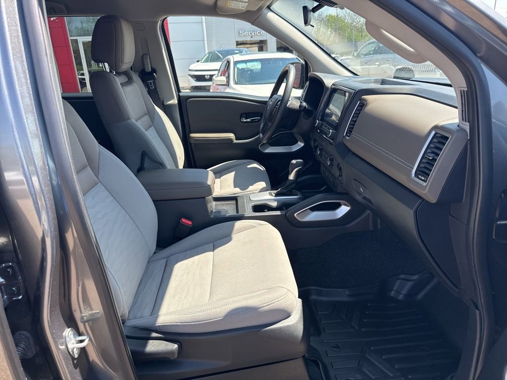 Used 2022 Nissan Frontier SV w/ Technology Package AWD/4WD image 22