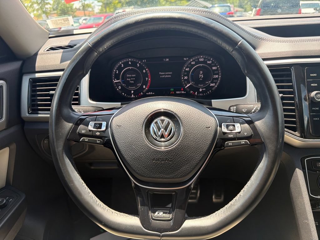 Used 2019 Volkswagen Atlas SEL Premium AWD/4WD image 16