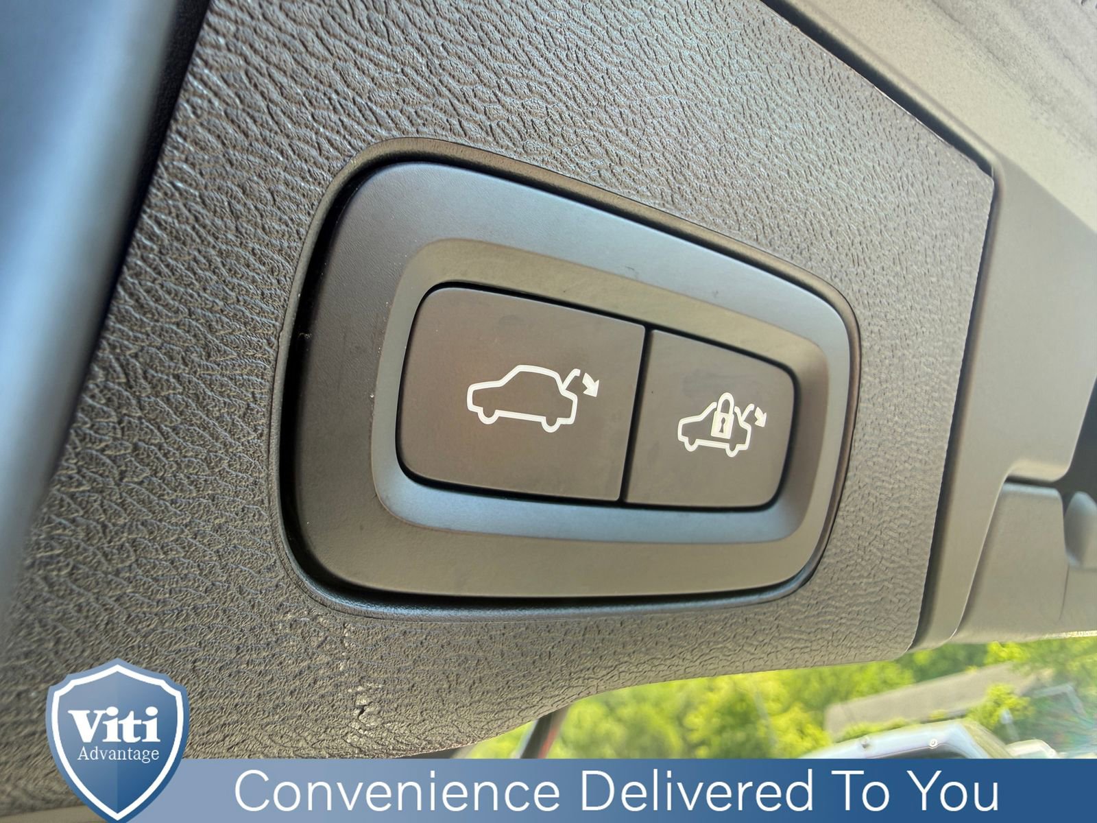 Used 2023 Volvo XC60 B5 Plus w/ Climate Package AWD/4WD image 25