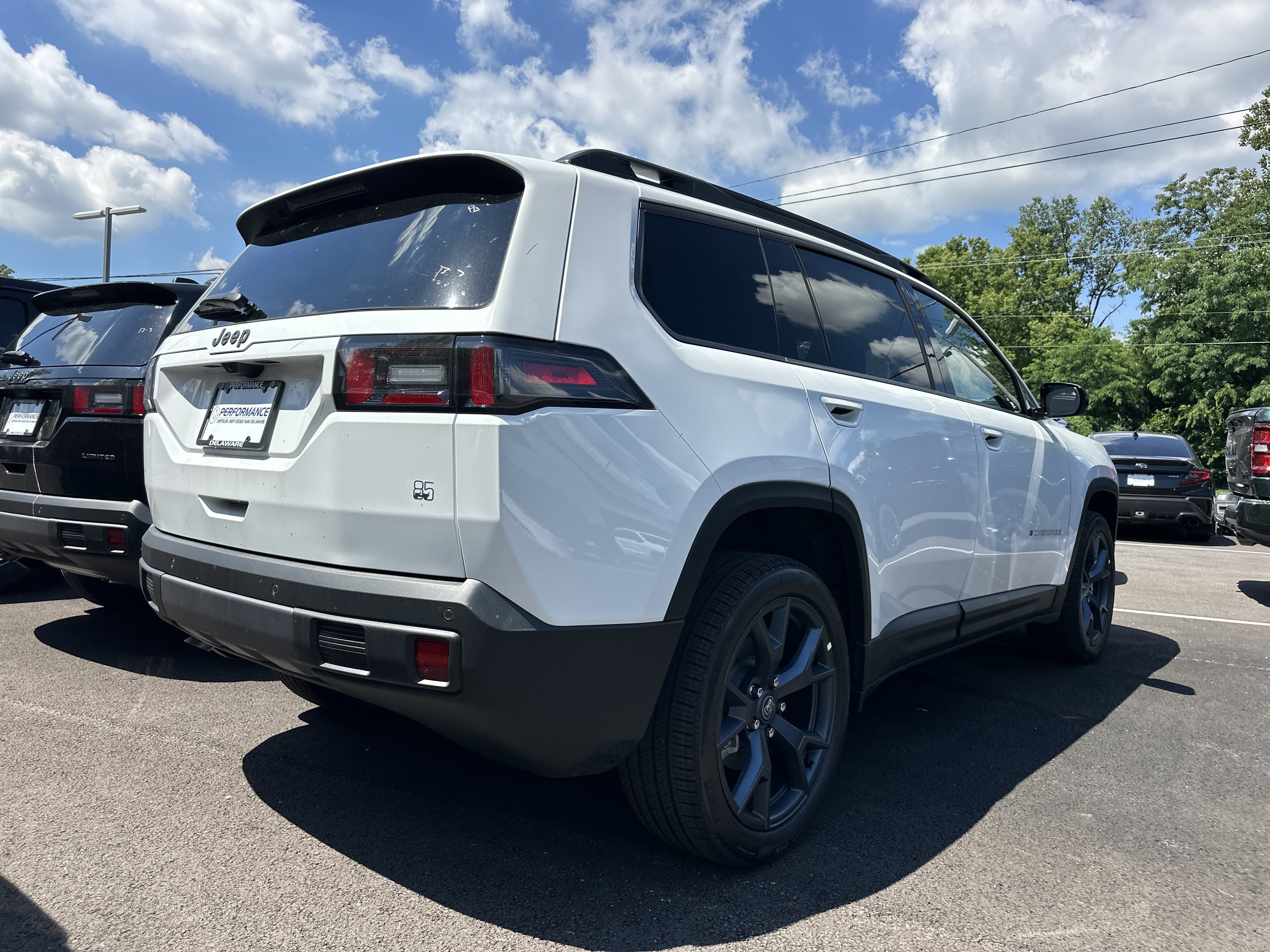 New 2026 Jeep Cherokee Overland AWD/4WD image 19