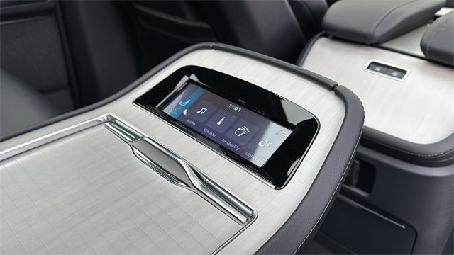 New 2025 Lincoln Navigator Reserve w/ Jet Appearance Package image 13