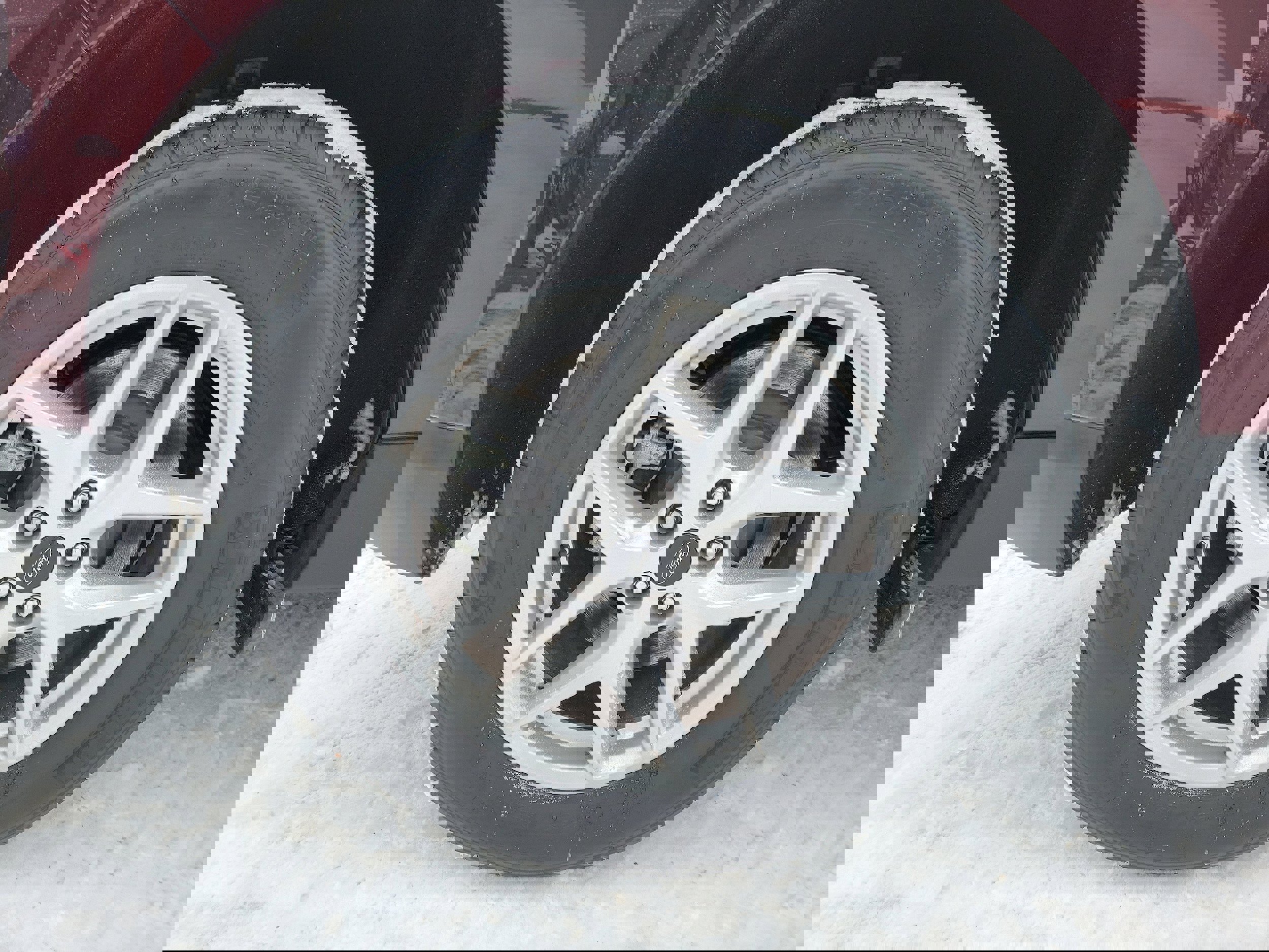 Used 2024 Ford Edge SEL w/ Convenience Package image 5