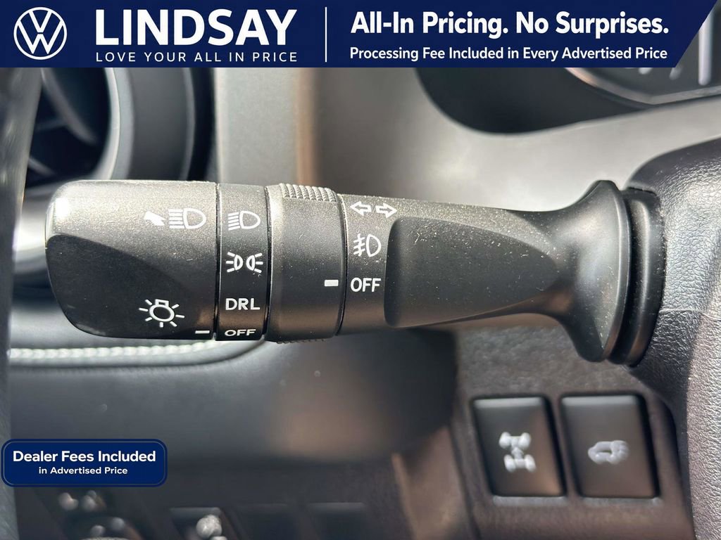 Used 2016 Toyota RAV4 XLE AWD/4WD image 22