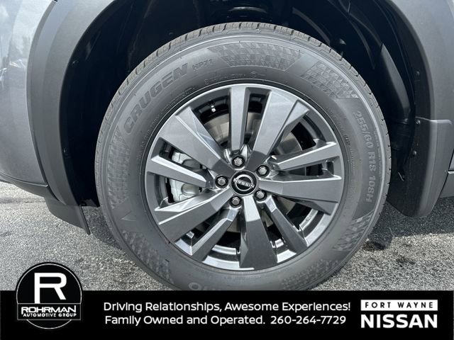 New 2025 Nissan Pathfinder SV image 8