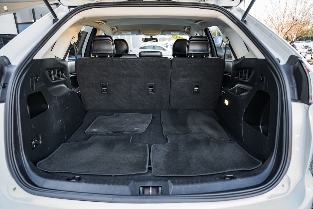 Used 2017 Ford Edge SEL w/ Equipment Group 201A image 9