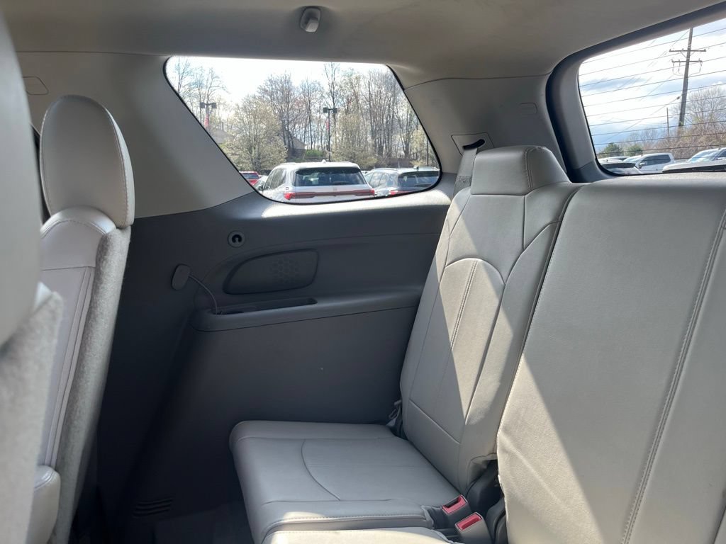 Used 2017 GMC Acadia Limited SLT AWD/4WD image 26