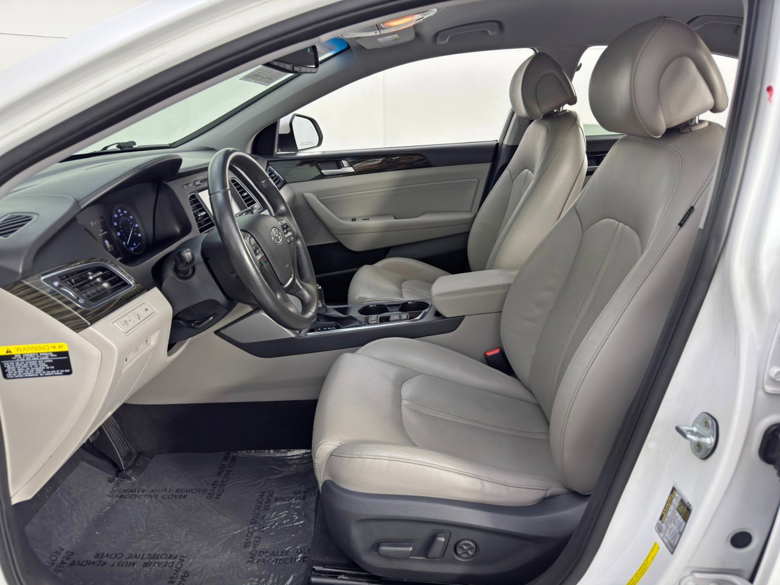 Used 2016 Hyundai Sonata Limited image 15