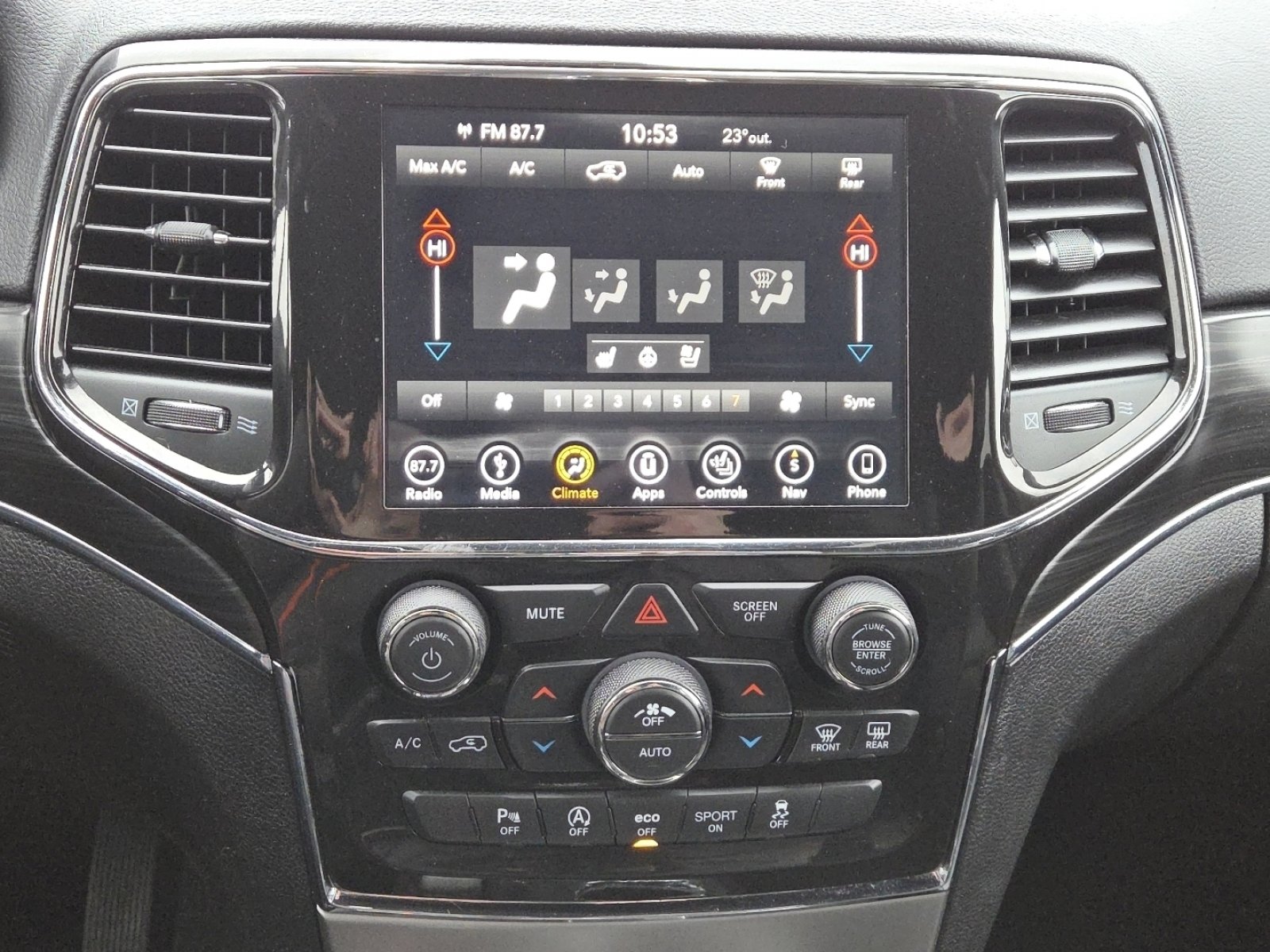 Used 2019 Jeep Grand Cherokee Limited w/ Luxury Group II image 29