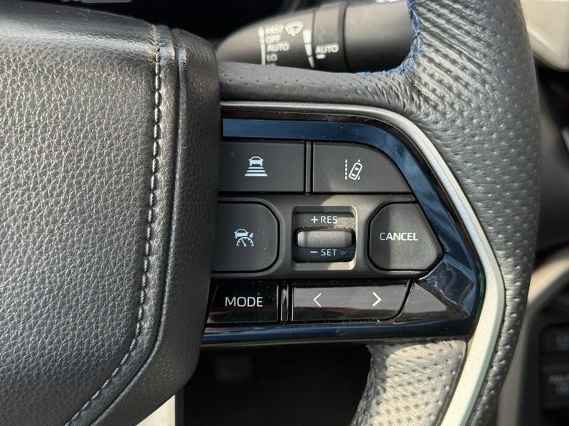 Used 2026 Toyota Tundra Platinum AWD/4WD image 21
