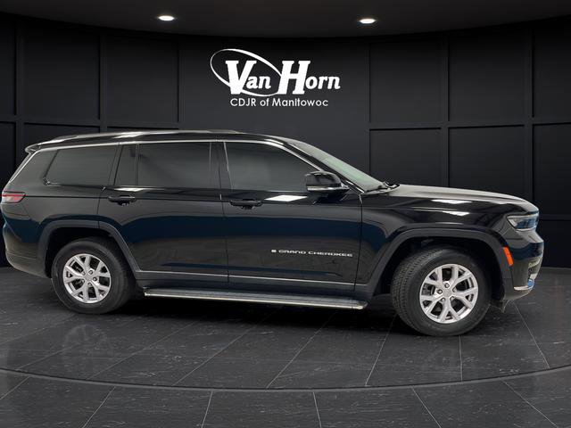 Used 2022 Jeep Grand Cherokee L Limited AWD/4WD image 2