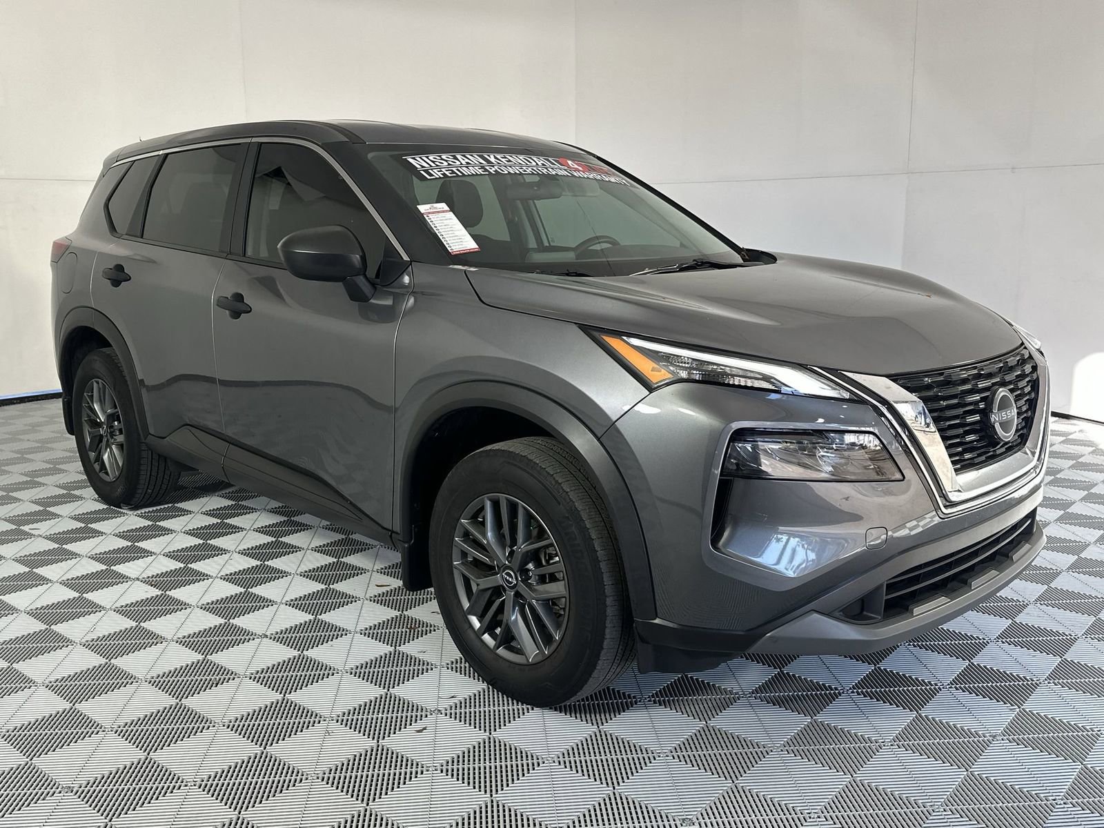 Certified 2023 Nissan Rogue S image 2