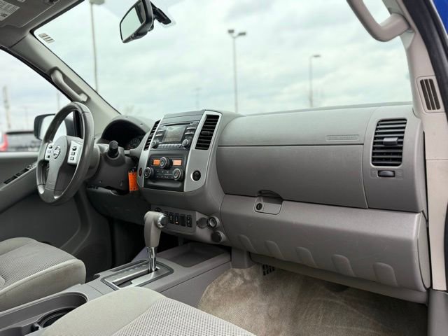 Used 2014 Nissan Frontier SV image 20