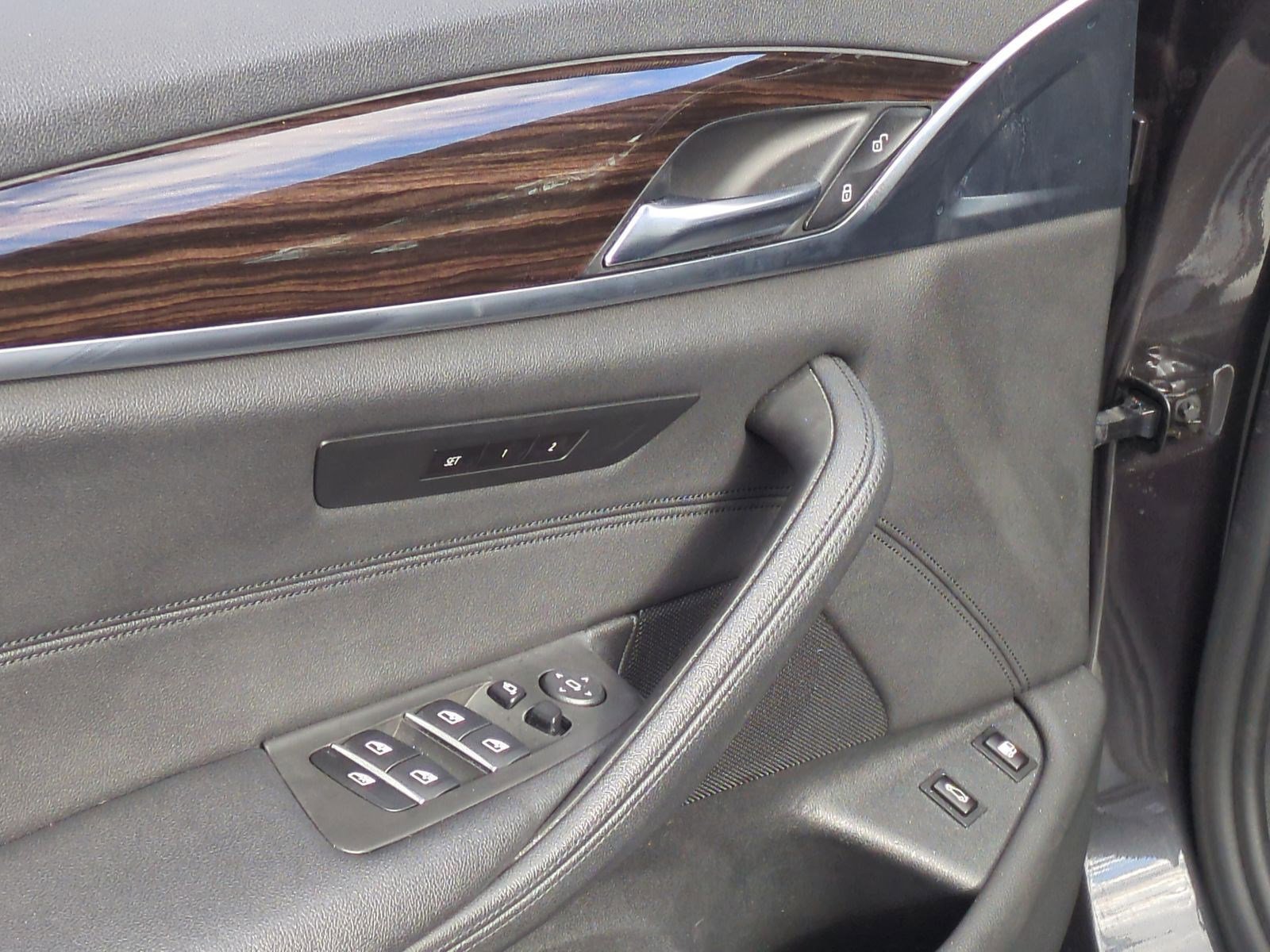 Used 2019 BMW 530e image 15