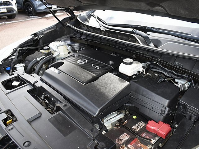 Used 2018 Nissan Murano S image 16