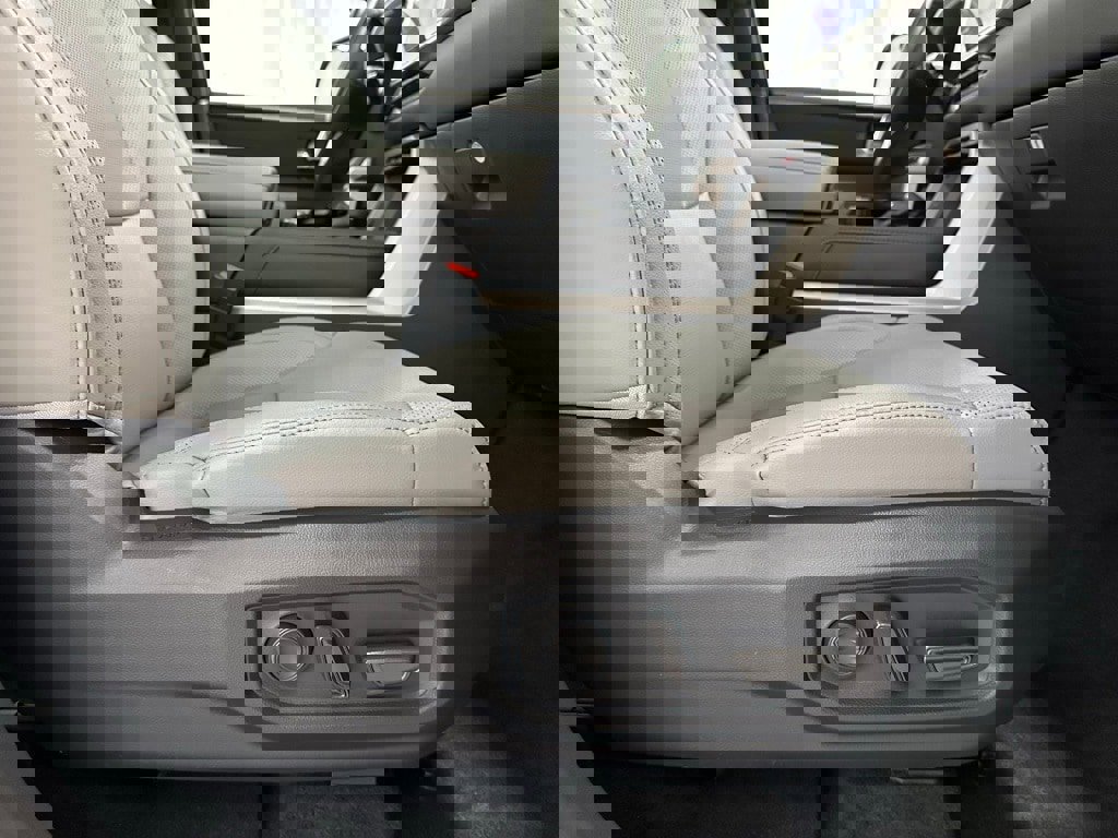 Used 2025 Toyota Sequoia Limited image 63