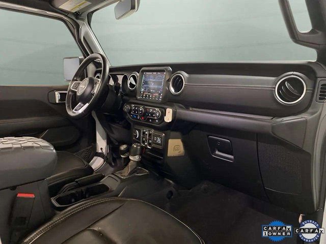 Used 2023 Jeep Wrangler Unlimited Sahara w/ Cold Weather Group image 21